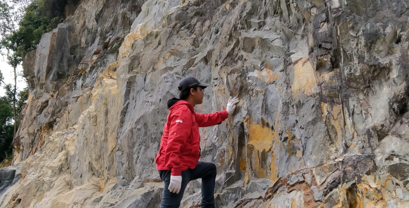 pemetaan geologi